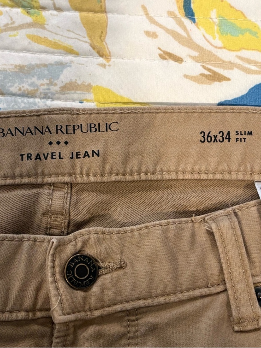 Men’s Banana Republic Slim Fit Travel Jean in Khaki Tan 36x34